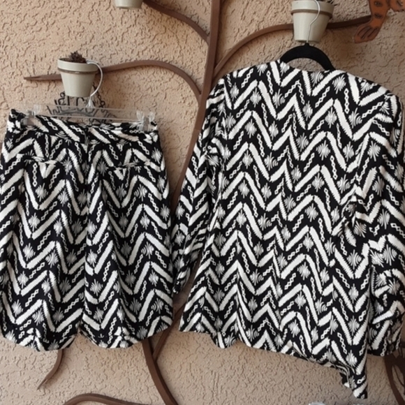 Adrienne Vittadini Silk Outfit‎ - Picture 7 of 9